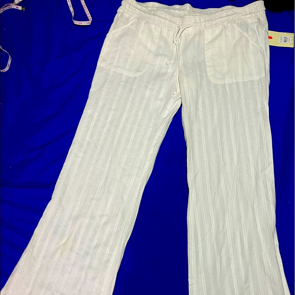NWT Billabong White Stripped Flare Pull on Pants Size XL